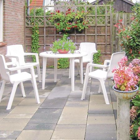 Nice Apartment In Hippolytushoef With Wifi Bagian luar foto